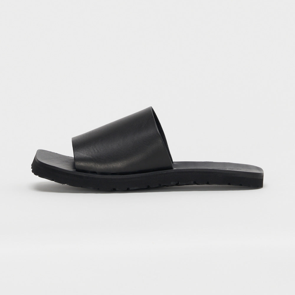 house made ///slide