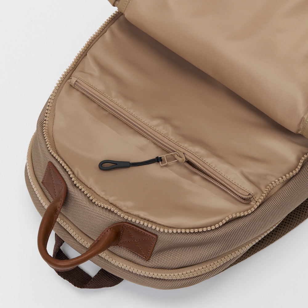 module back pack 26L