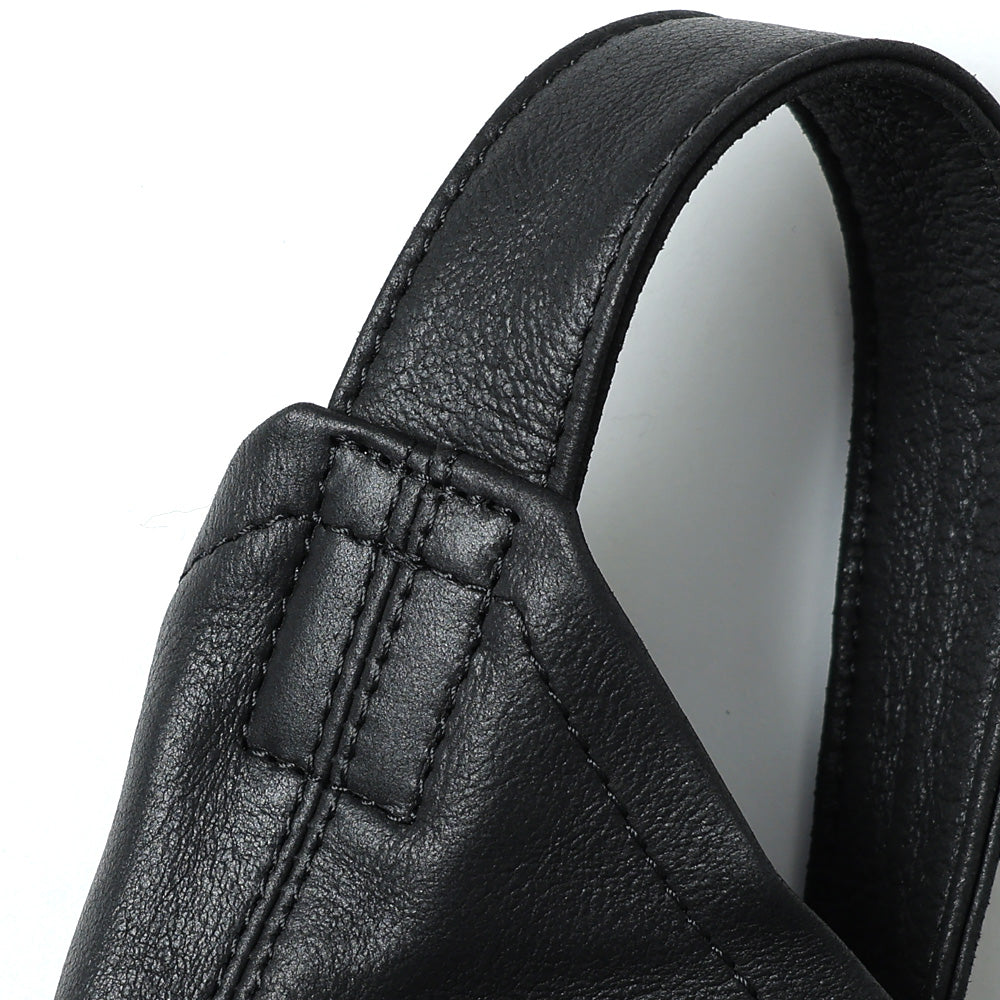 TRIANGLE SHOULDER