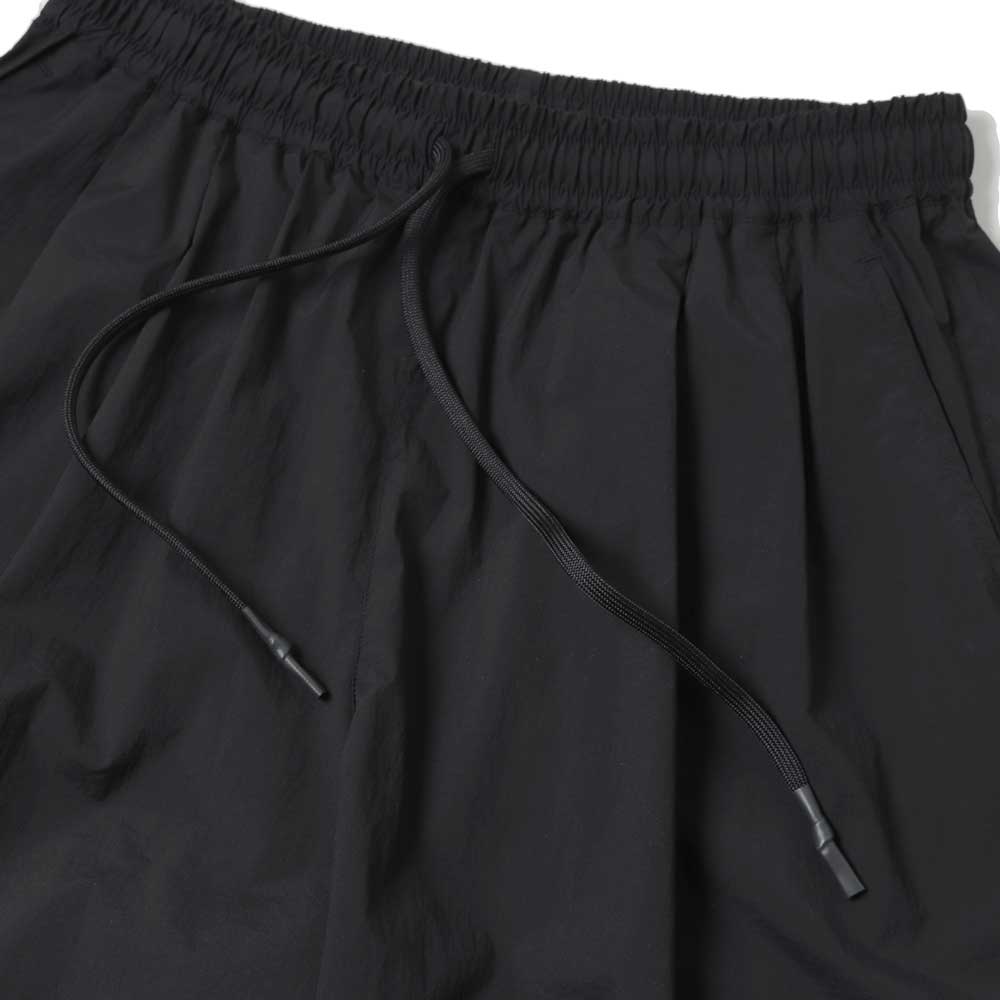 NYLON BAGGY SHORTS