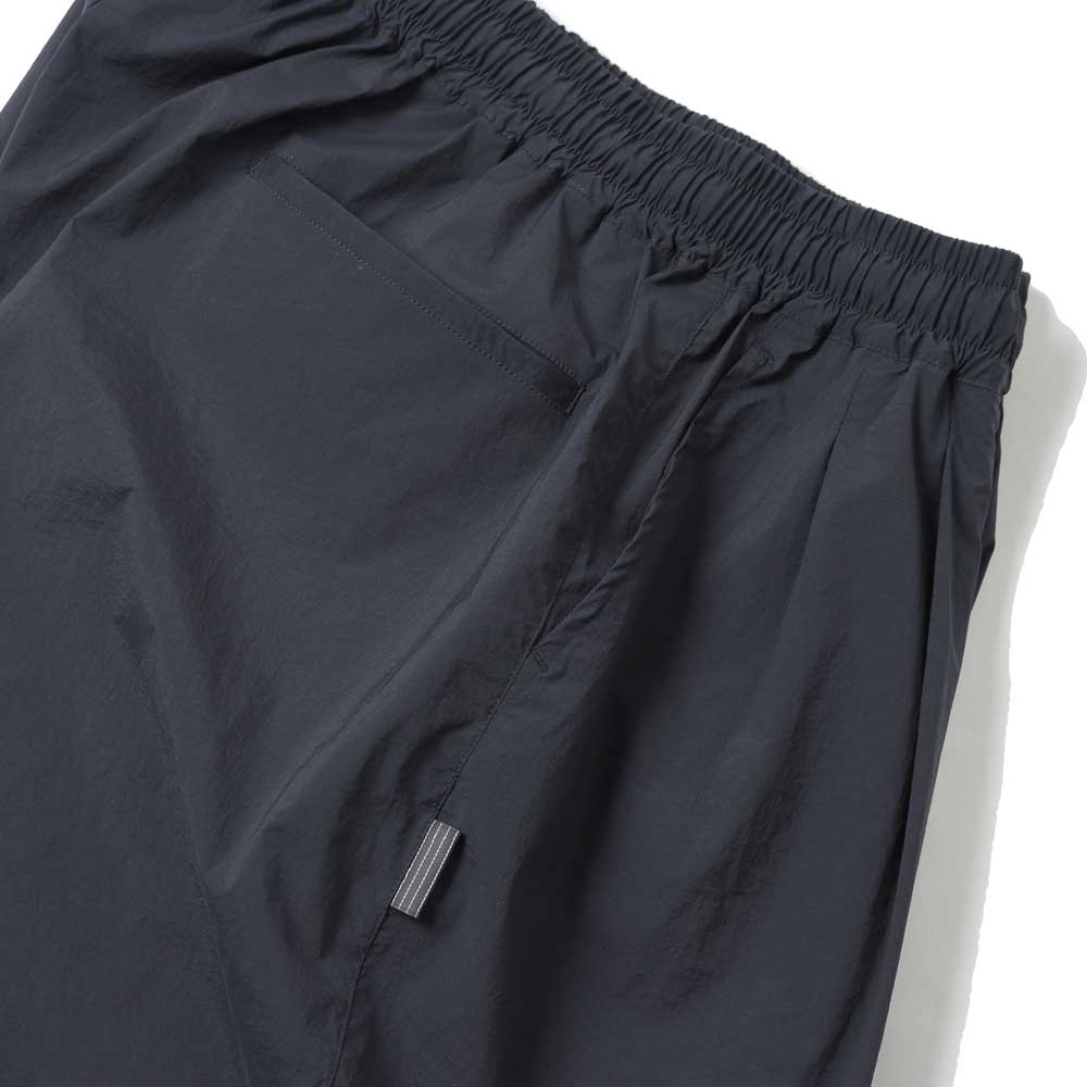 NYLON BAGGY SHORTS