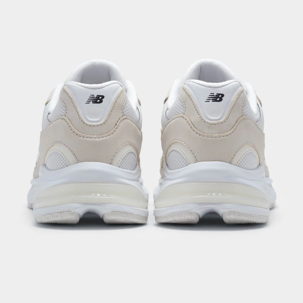 合成皮革 NEW BALANCE 2010V K102