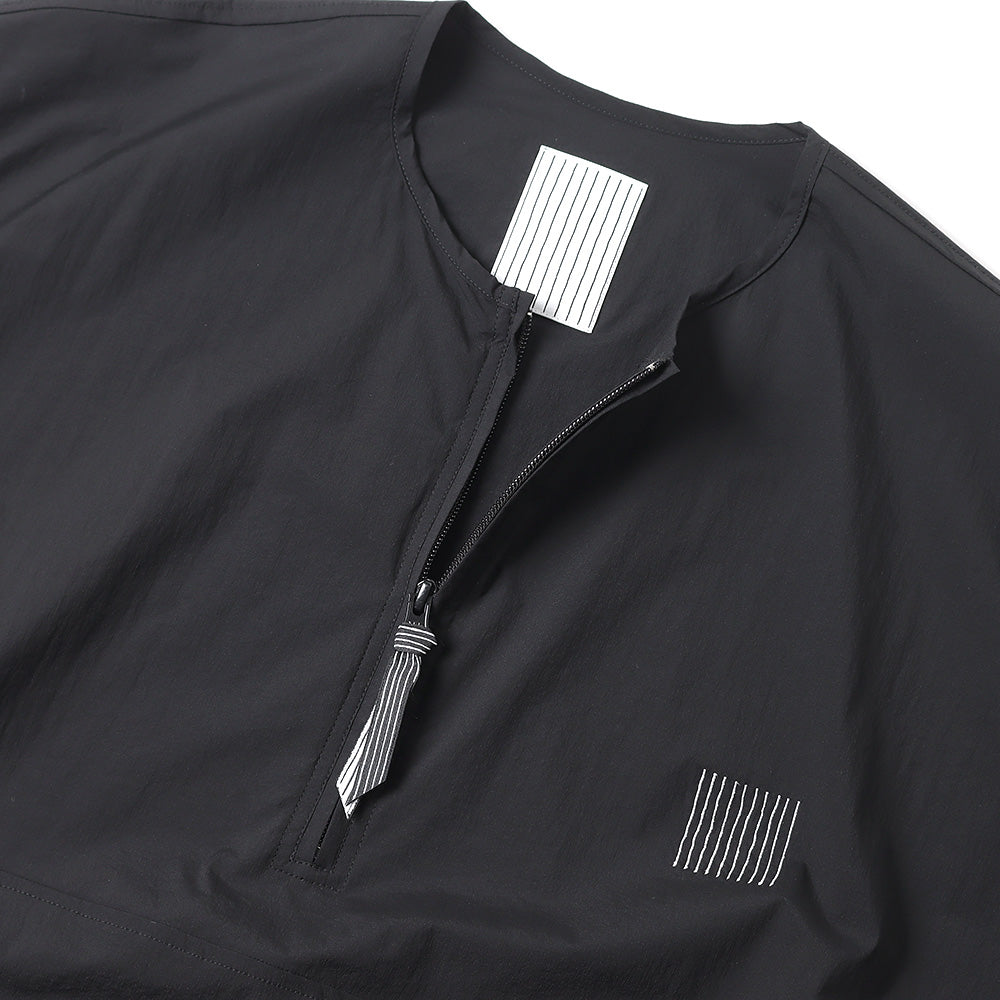 HALF ZIP NYLON SHIRT