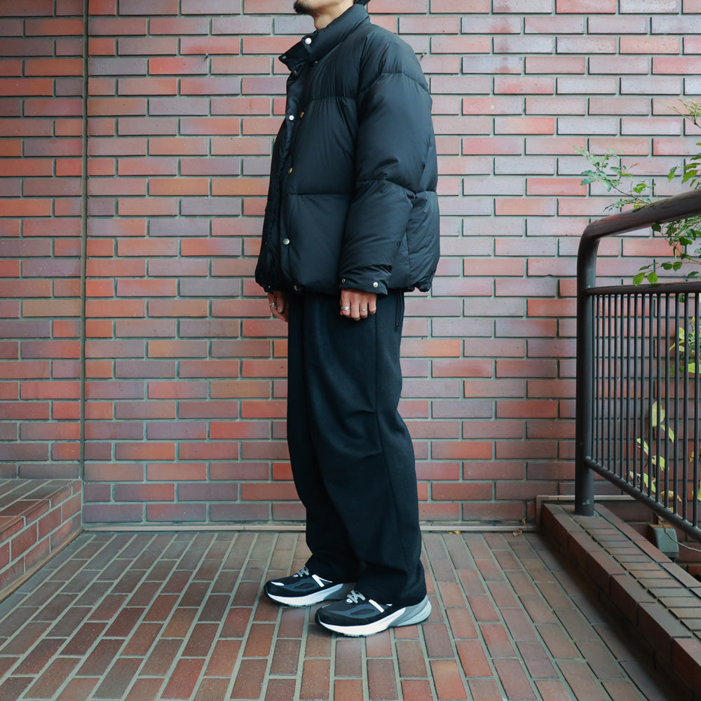ポポ 【marka】ドルマンスリーブチェスターコート 【marka】パンツ marka(マーカ) - KNEE TUCK PANTS WOOL SILK BEAVER (M25D-09PT01C
