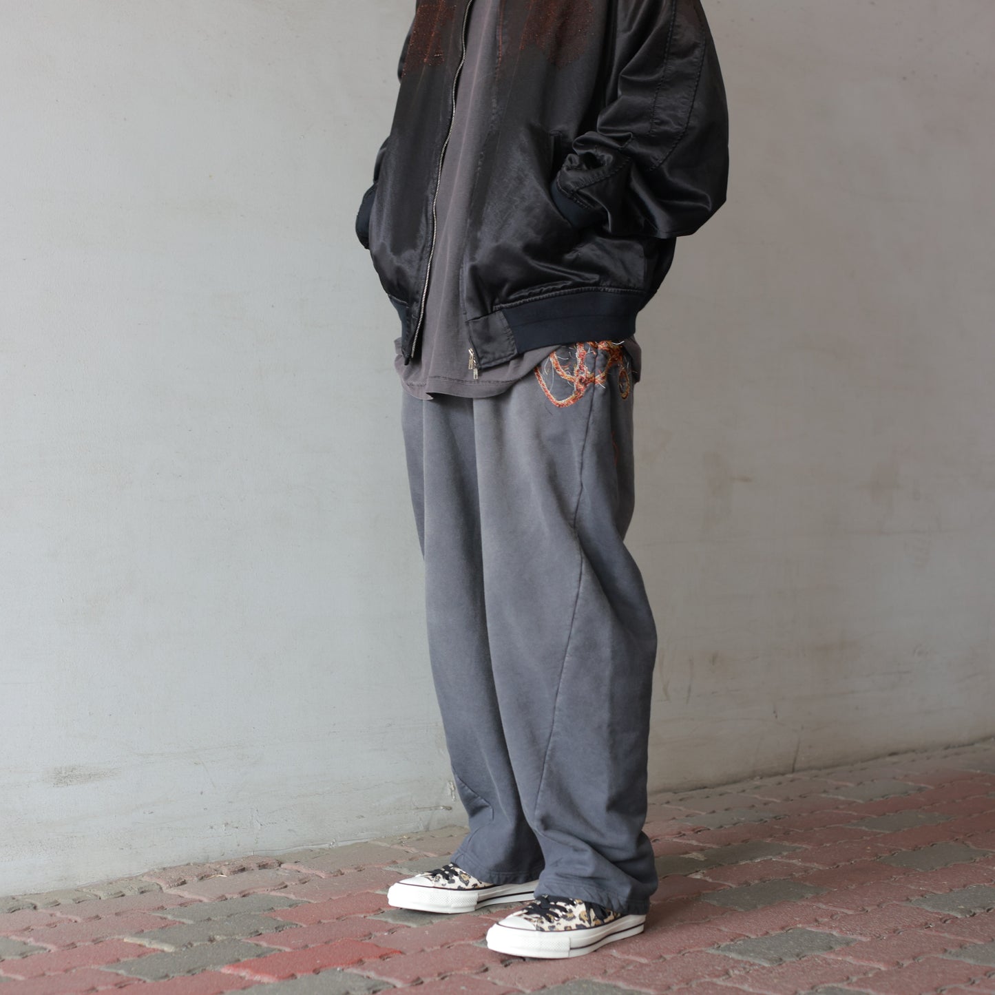 TROMPE L'OEIL EMBROIDERY SWEATPANTS
