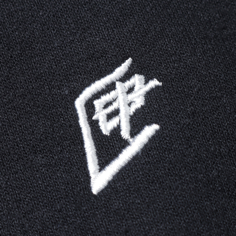 One point匣 embroidery crew