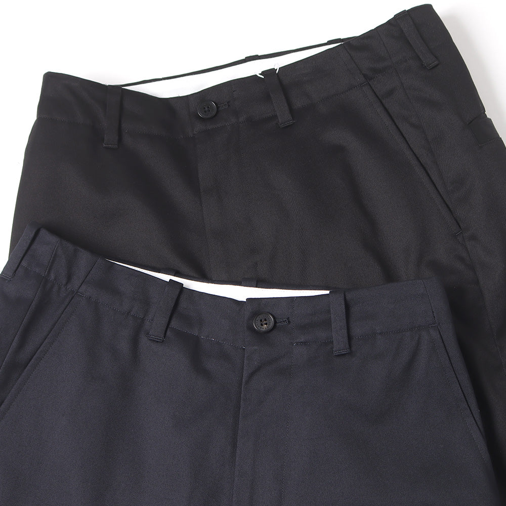 NO TUCK WIDE CHINO TROUSERS