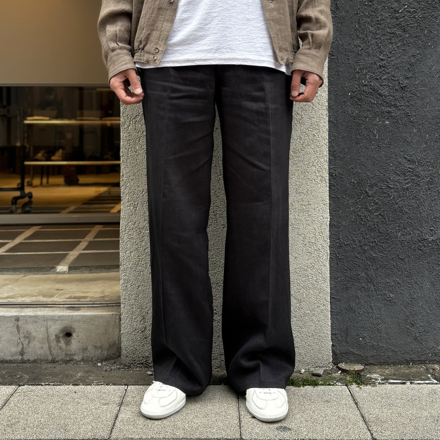 CINCH BACK WELT-POCKET TROUSER by April 26