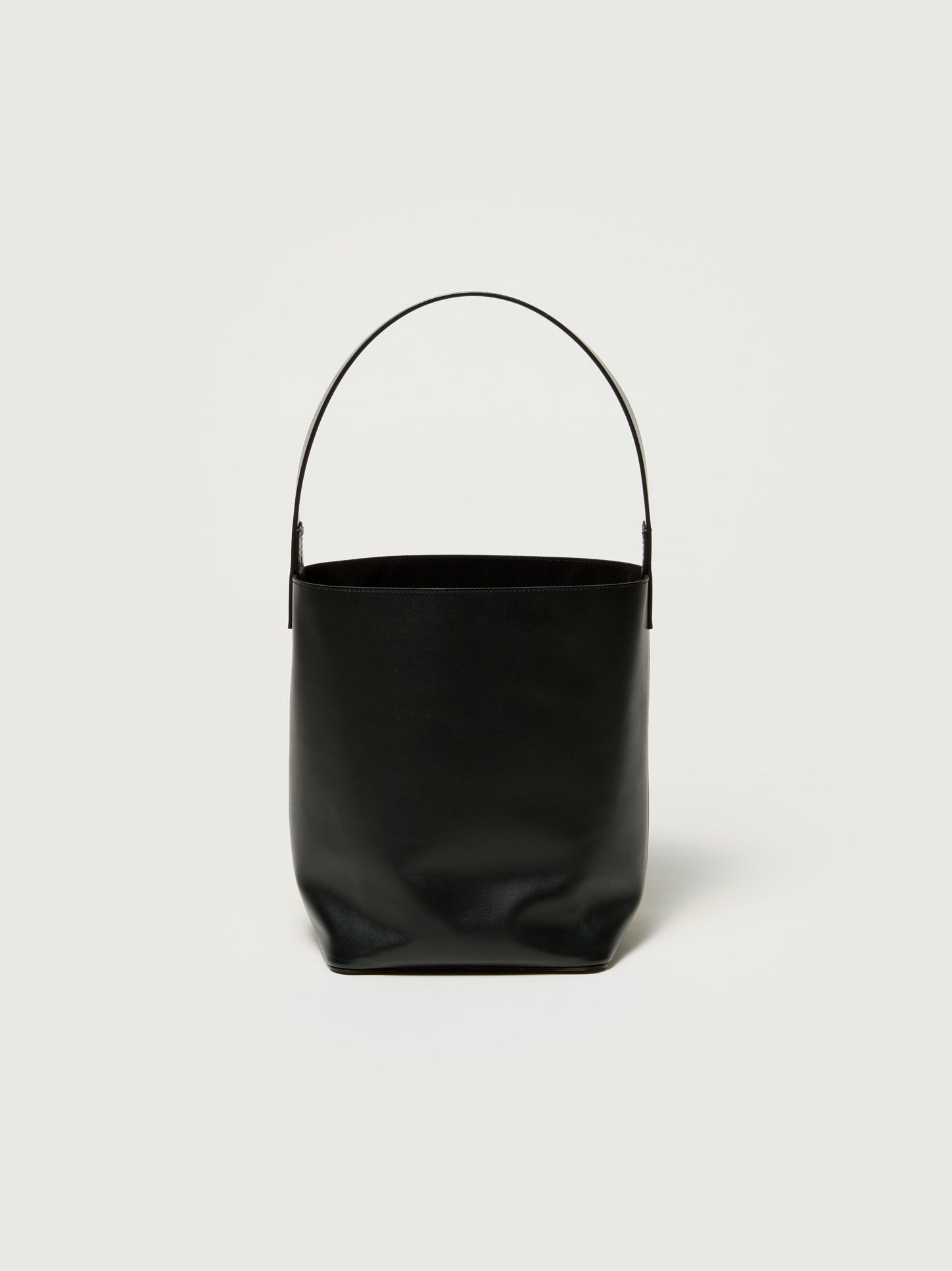 LEATHER SHOULDER BAG-S MADE BY AETA