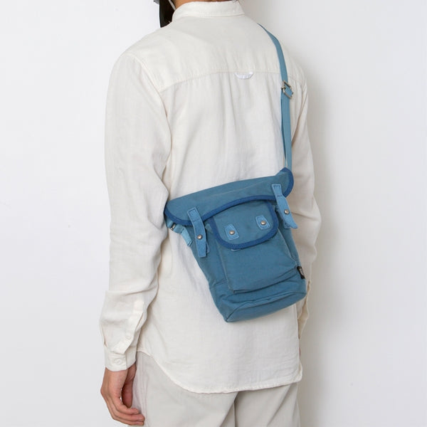 Nylon Cotton Oxford Shoulder Bag with Cow Suede Le