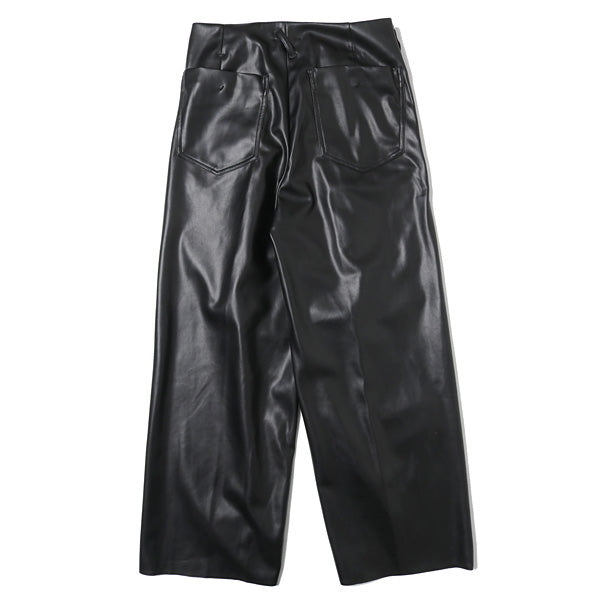 TUCK BAGGY - Washable Light Leather -