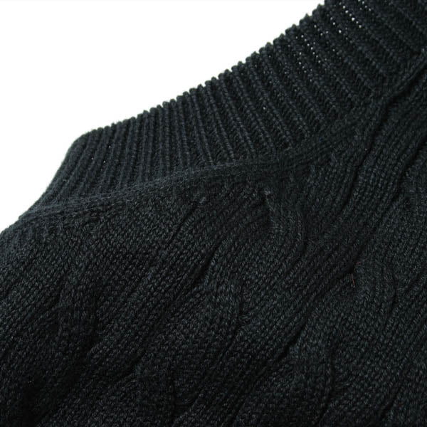 Line knit vest