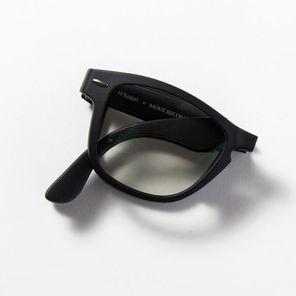 Photochromic Folding Sunglasses