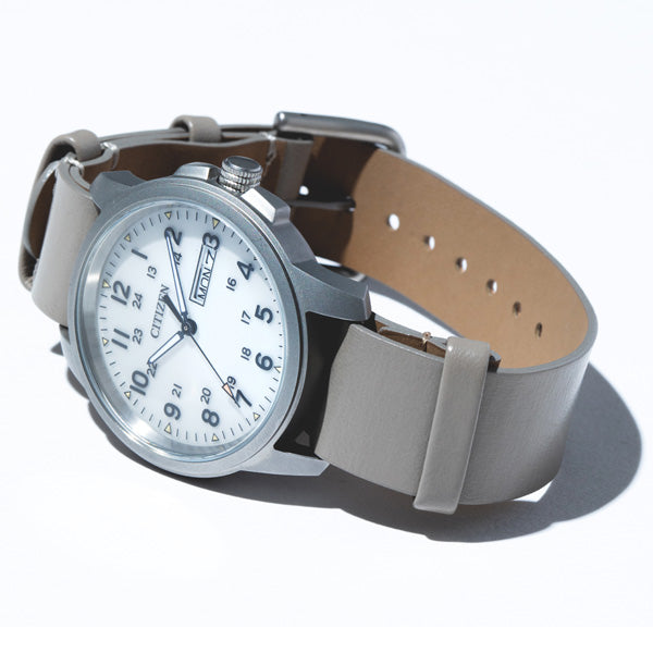 CITIZEN × hobo ECO DRIVE WATCH(WHITE)