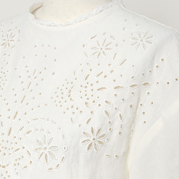 cutwork embroidary vintage pull over