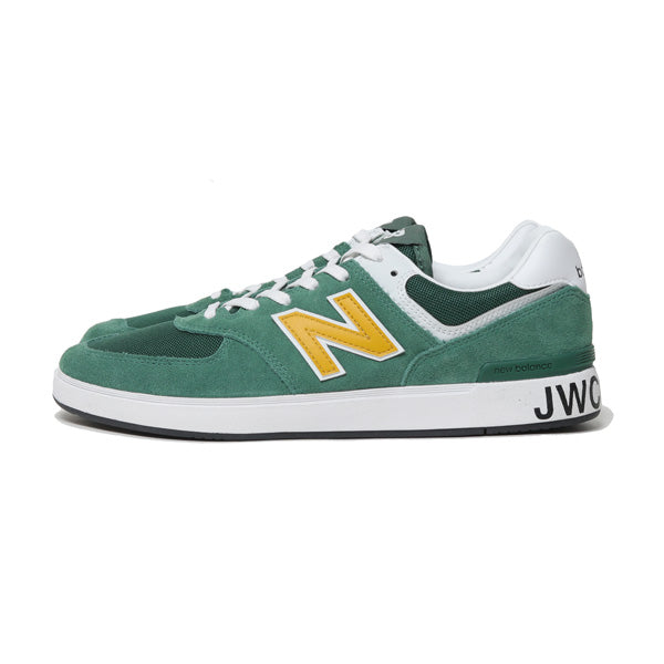 スウェード New Balance AM574