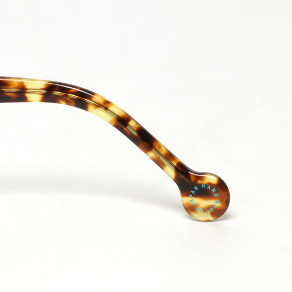 VERYNERD x marka MODEL (YUCCA)