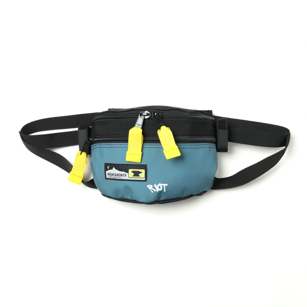 RIOT × MOUNTAINSMITH MINI WAISTBAG
