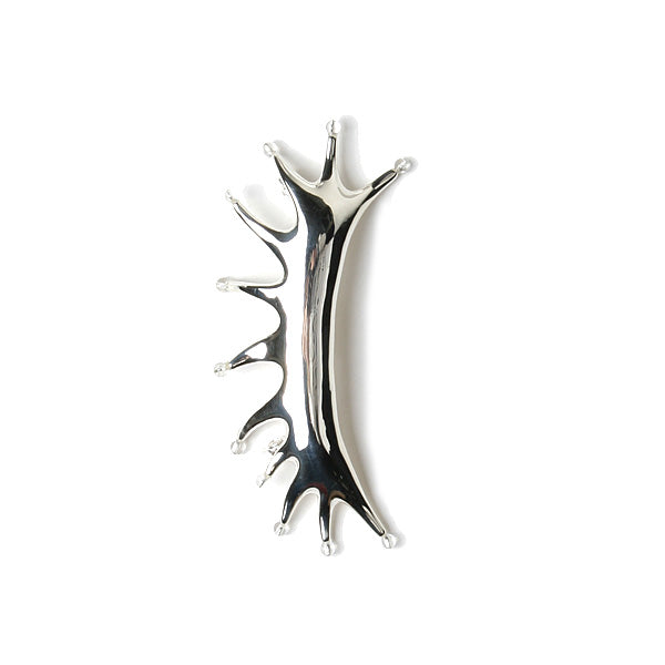 trap flower motif ear cuff