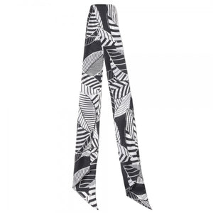 カラー: LEAF BLACK