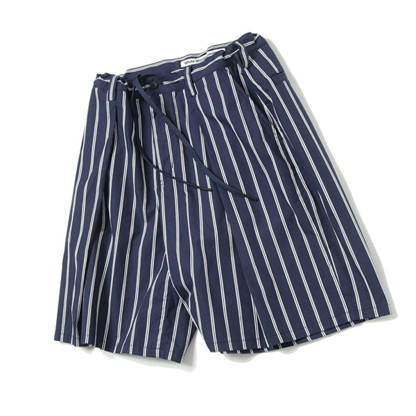 STRIPE BIG TUCKED SHORT PANTS