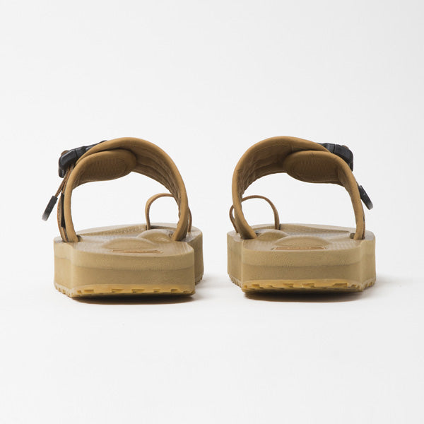 HUNTER SANDAL by SUICOKE