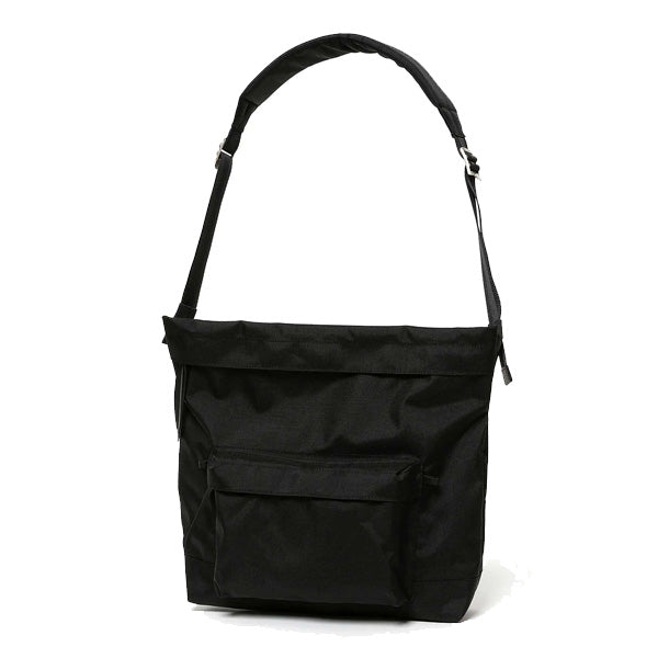 EVERYDAY SHOULDER BAG NYLON OXFORD