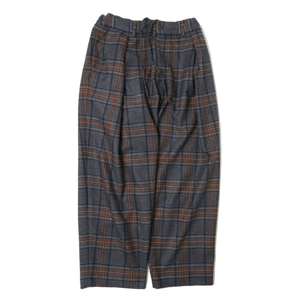 TUCK TROUSERS