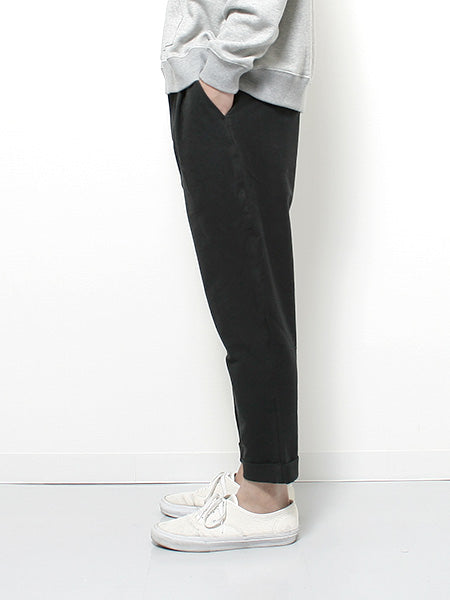 Knit Tuck Tapered Pants