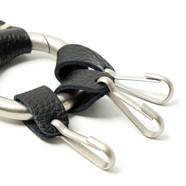 ROUND CARABINER KEY RING SHRINK LEATHER