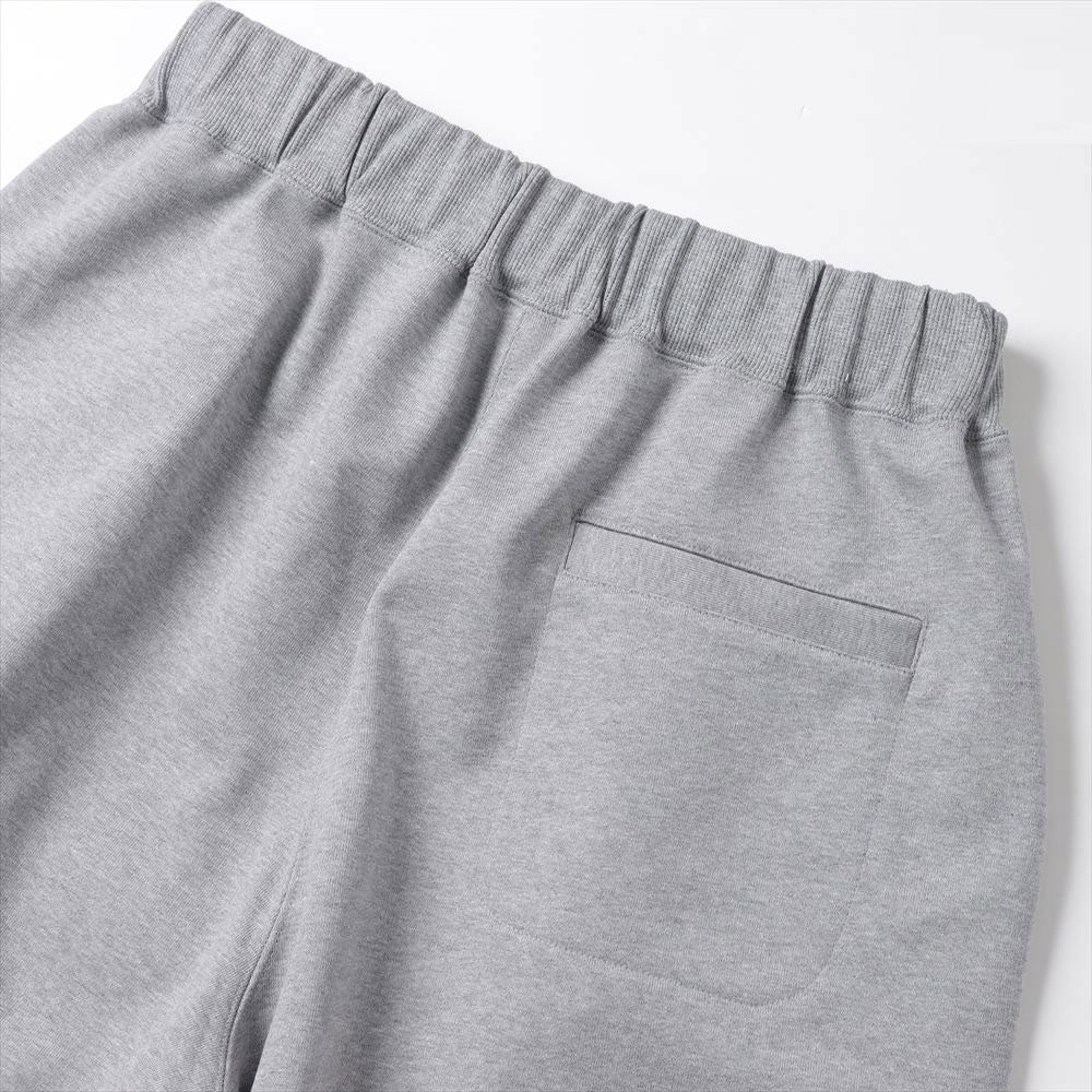 WIDE SWEAT SHORTS